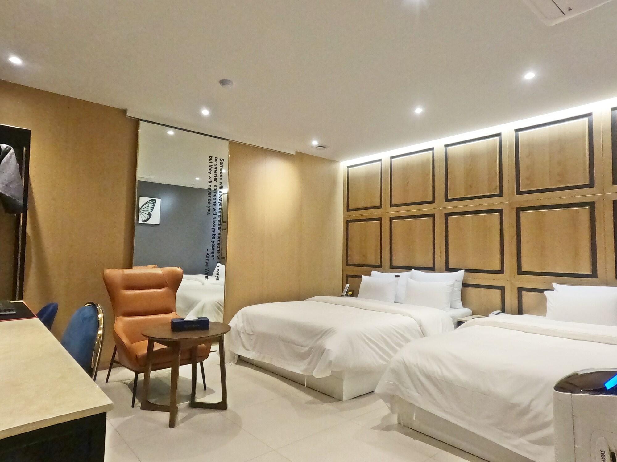 Millennium Hotel Kōyō Zewnętrze zdjęcie