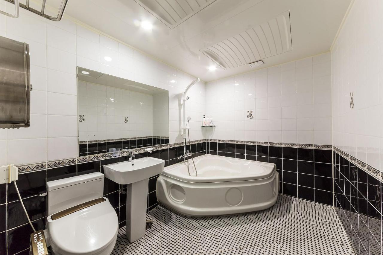 Millennium Hotel Kōyō Zewnętrze zdjęcie